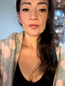 Snapshot of Yulia_sx chatting on 10-04-25, 09:35 Yulia sx online show from 10-04-25, 09:35