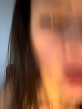 Snapshot of Yulia_sx chatting on 10-17-25, 12:14 Yulia sx online show from 10-17-25, 12:14