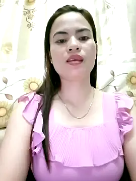 NgocQuyen2K online show from 02-06-25, 10:21