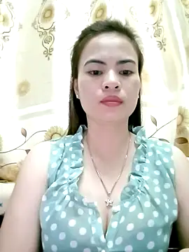 NgocQuyen2K online show from 02-15-25, 10:42