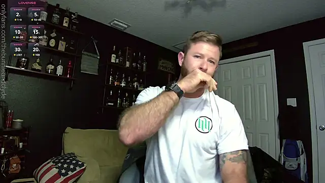 Snapshot of chillinthemosttt chatting on 12-30-24, 03:47 chillinthemosttt online show from 12-30-24, 03:47