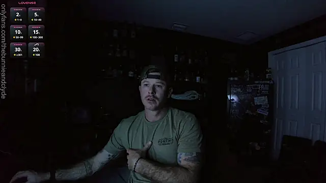 Snapshot of chillinthemosttt chatting on 02-20-25, 04:07 chillinthemosttt online show from 02-20-25, 04:07