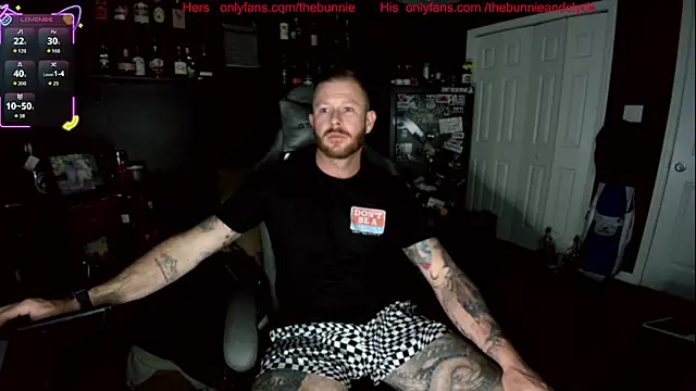 Snapshot of chillinthemosttt chatting on 10-10-25, 03:49 chillinthemosttt online show from 10-10-25, 03:49