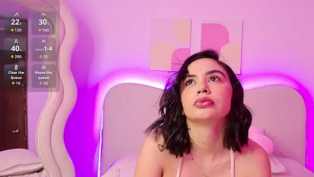 Snapshot of innocentlady_ chatting on 09-19-25, 01:45 innocentlady online show from 09-19-25, 01:45