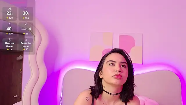 Snapshot of innocentlady_ chatting on 09-23-25, 01:47 innocentlady online show from 09-23-25, 01:47