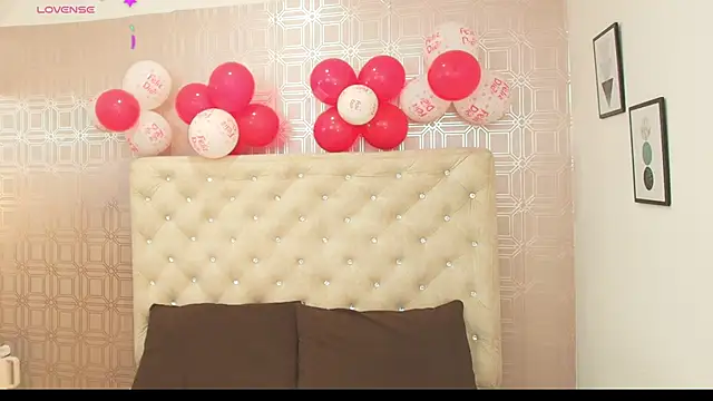 Sara Desire online show from 02-16-25, 12:32