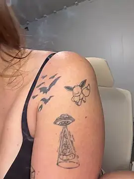 Blaze Baby online show from 09-25-25, 03:05