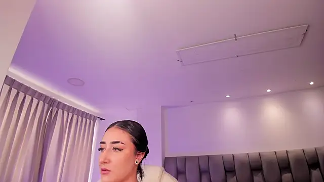 kendra scoth online show from 12-23-24, 07:20