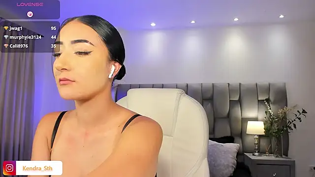 kendra scoth online show from 03-01-25, 10:21