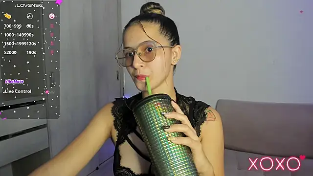 Lilacutte  online show from 02-07-26, 01:42