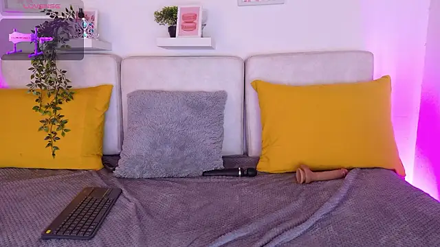 Malka Burning online show from 03-04-26, 08:04