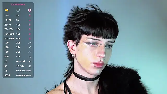 Snapshot of succubot chatting on 10-23-25, 04:01 succubot online show from 10-23-25, 04:01