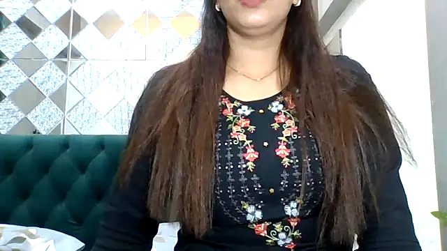 sparkling queen online show from 11-23-25, 01:22