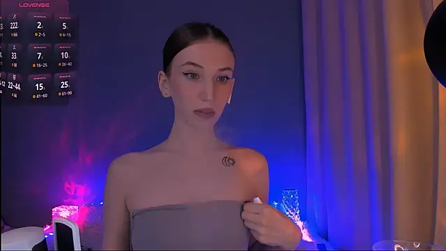 ellaamber online show from 12-16-24, 08:48