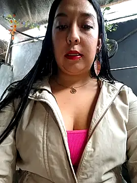 Bella keny online show from 11-28-25, 04:09