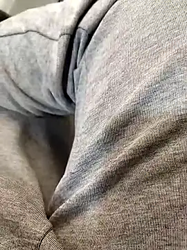 A man in public online show from 02-01-26, 11:20