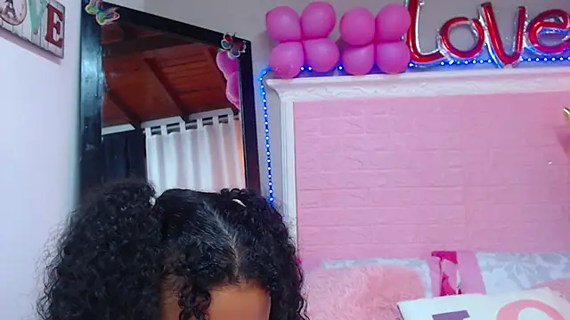 JessyZoe online show from 02-19-25, 07:38