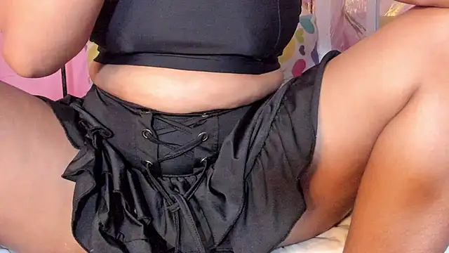 Snapshot of JessyZoe chatting on 03-21-26, 06:22 JessyZoe online show from 03-21-26, 06:22