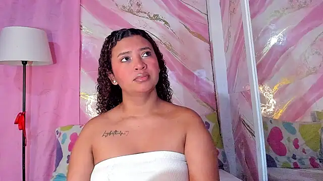 Snapshot of JessyZoe chatting on 04-18-26, 07:56 JessyZoe online show from 04-18-26, 07:56