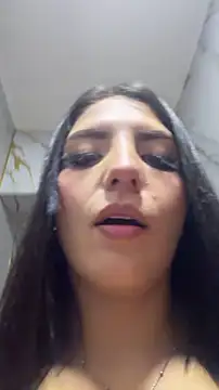 alexia aitanaa  online show from 05-21-26, 08:16