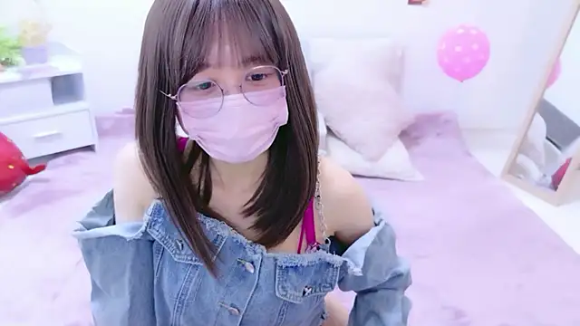 Snapshot of chihiro_ri chatting on 05-08-26, 09:36 chihiro ri online show from 05-08-26, 09:36