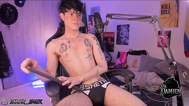 cinnamon boyxxx online show from 11-10-25, 02:43