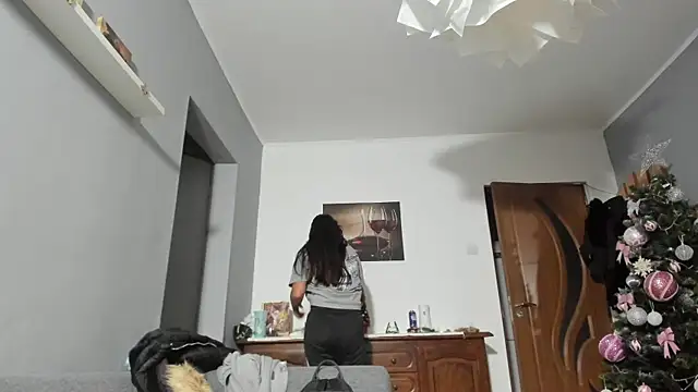 SexxyMeriem online show from 12-10-24, 05:00