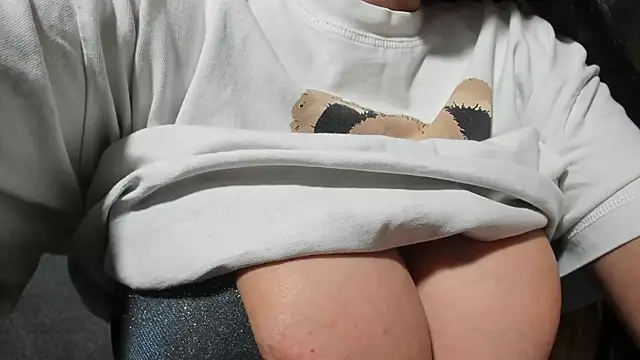 SexxyMeriem online show from 03-02-25, 04:21