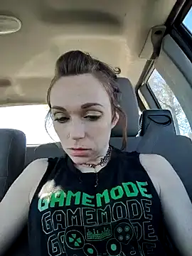 Genevieve143 online show from 01-18-25, 09:45