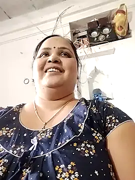 Kiyara7 online show from 03-19-25, 08:12