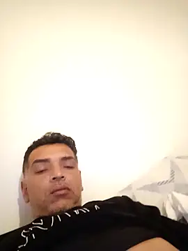 Snapshot of Jsfb1985 chatting on 03-28-26, 09:20 Jsfb1985 online show from 03-28-26, 09:20