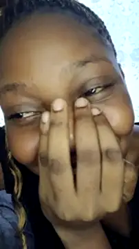 Snapshot of Midnight_Clique_ chatting on 12-13-24, 07:04 Midnight Clique online show from 12-13-24, 07:04