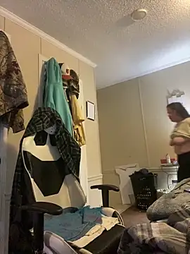 Snapshot of velvetta_ chatting on 12-29-24, 10:25 velvetta online show from 12-29-24, 10:25