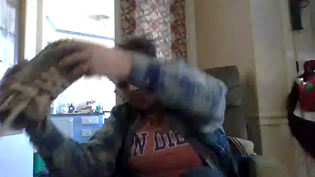 velvetta  online show from 12-19-25, 06:48