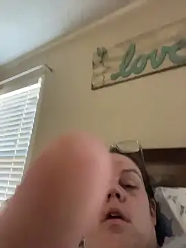 velvetta  online show from 12-22-25, 02:47