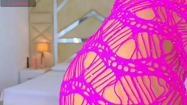 Snapshot of Tiphani_walker_ chatting on 11-02-25, 10:56 Tiphani walker online show from 11-02-25, 10:56