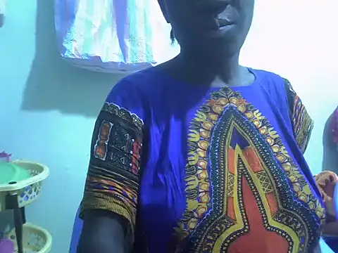 Petite rider online show from 10-20-25, 09:26