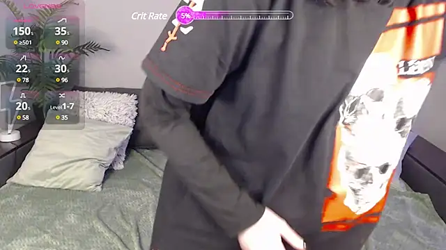 Mini Diva online show from 12-04-24, 09:07