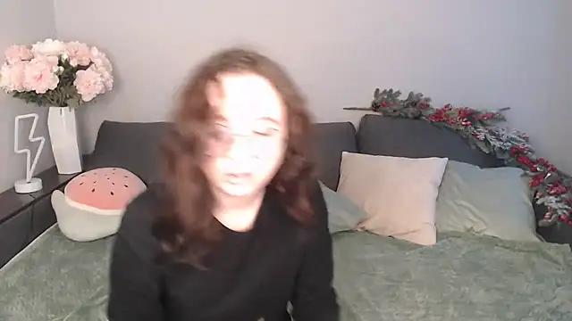 Mini Diva online show from 01-11-25, 09:04