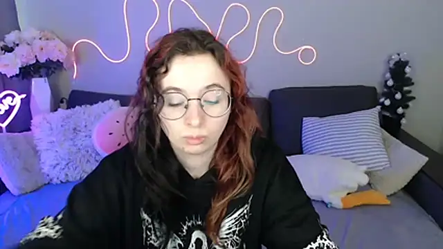 Mini Diva online show from 03-20-26, 09:14