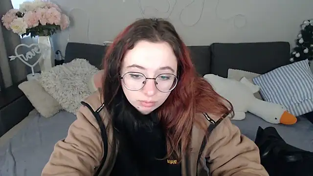 Mini Diva online show from 05-01-26, 08:19