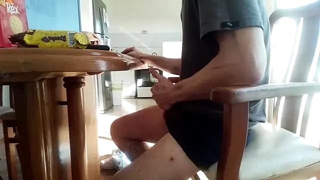 nicolaaaaas online show from 03-10-25, 12:37