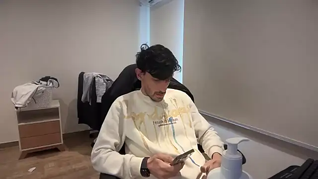 nicolaaaaas online show from 09-11-25, 01:33