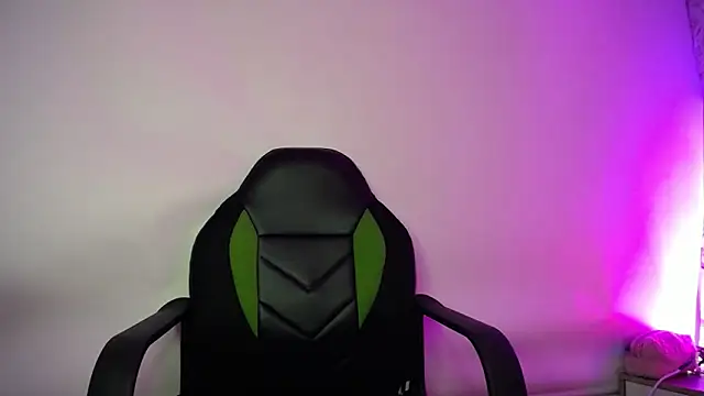 luly pink online show from 09-11-25, 03:50