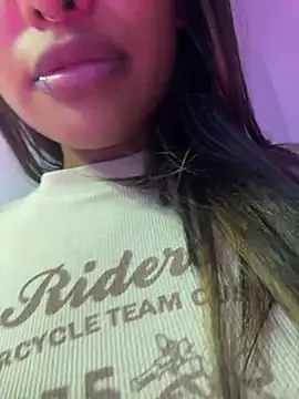 VictoireFeller online show from 05-16-26, 03:03