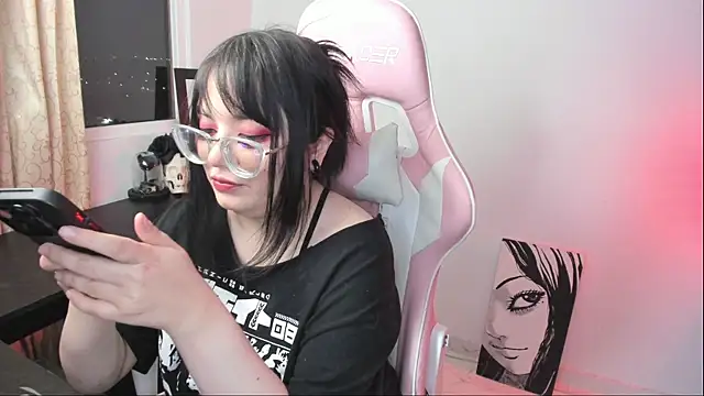 Snapshot of _hikaru_arimura chatting on 02-04-25, 02:49 hikaru arimura online show from 02-04-25, 02:49