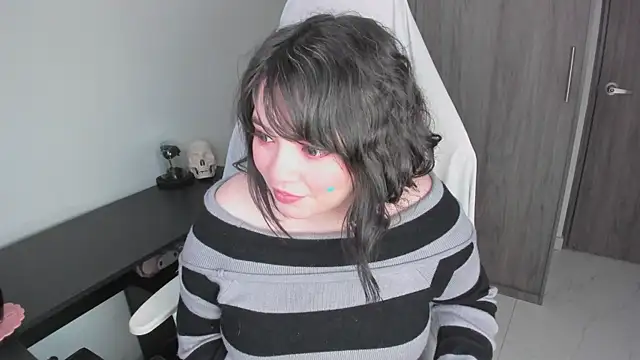 Snapshot of _hikaru_arimura chatting on 10-29-25, 12:07 hikaru arimura online show from 10-29-25, 12:07