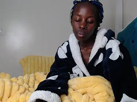 Snapshot of Hotellen chatting on 07-15-26, 09:09 Hotellen online show from 07-15-26, 09:09