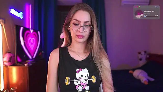 Kamila icee online show from 11-20-25, 08:19