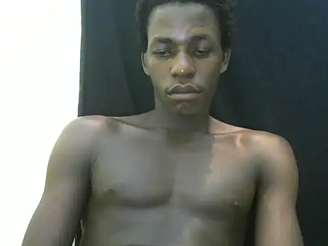 Snapshot of Bigras0011 chatting on 05-30-26, 03:42 Bigras0011 online show from 05-30-26, 03:42